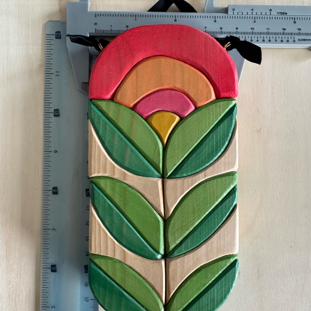MCM Floral Wall Hanging Decor - Picture 3 of 4